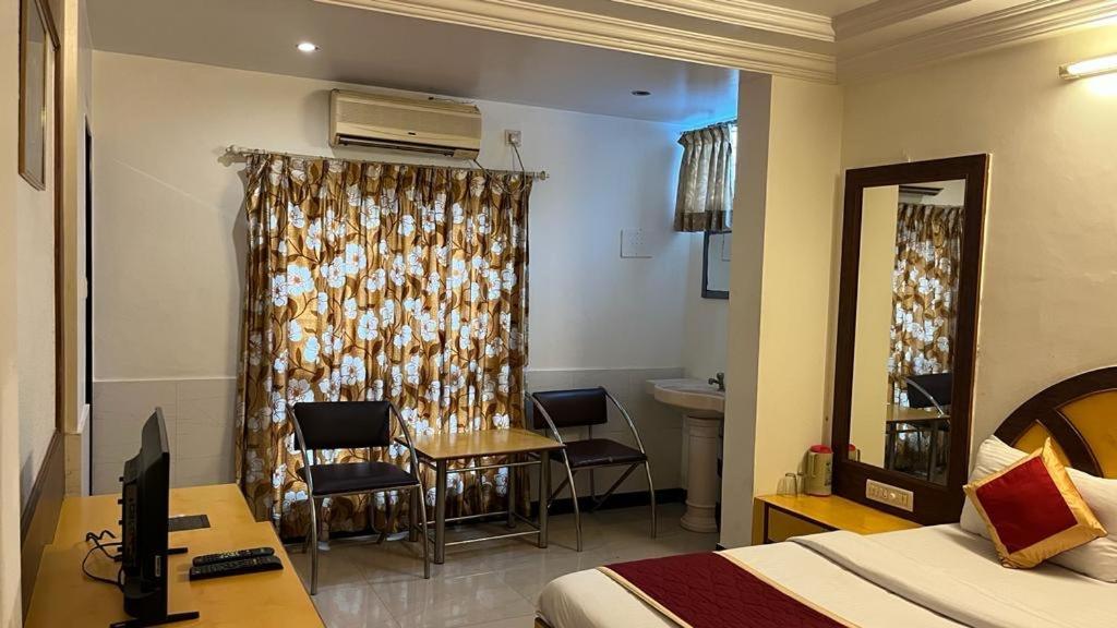 Ganga Sagar Hotel Бенґалуру Екстер'єр фото